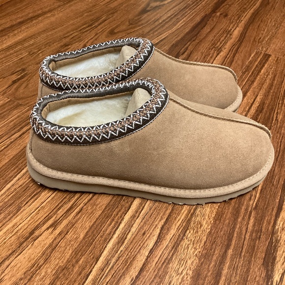 Shoes - NWT & BOX Women's Mule Slip-ON 
women’s 11 men’s 12.5